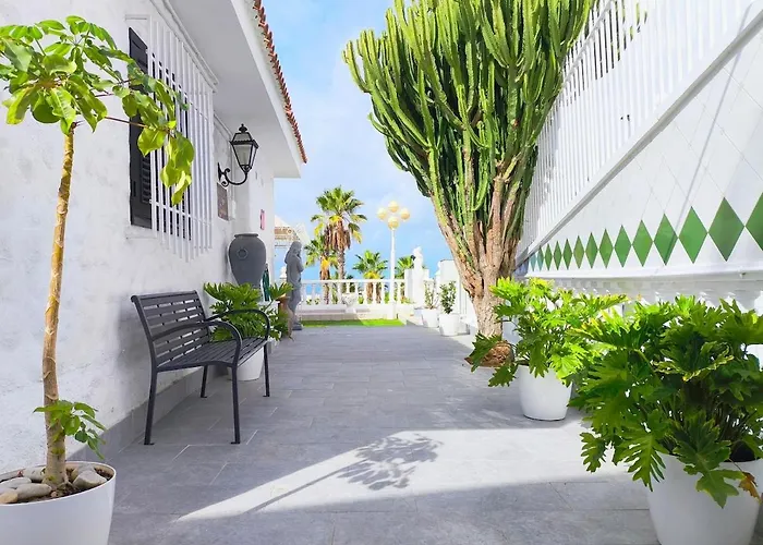 Palacio Galindo Βίλα *