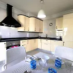 וילה Palacio Galindo אדחה